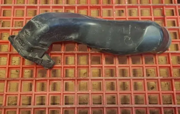 Volvo V40 Intercooler hose/pipe 31319359 L37DA