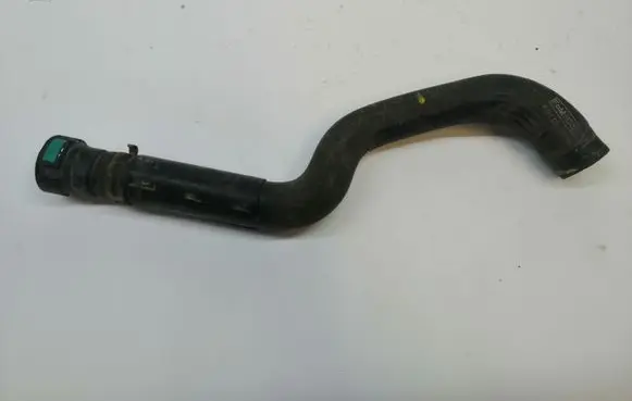 Ford Fiesta Engine coolant pipe/hose 8V2118K579AA
