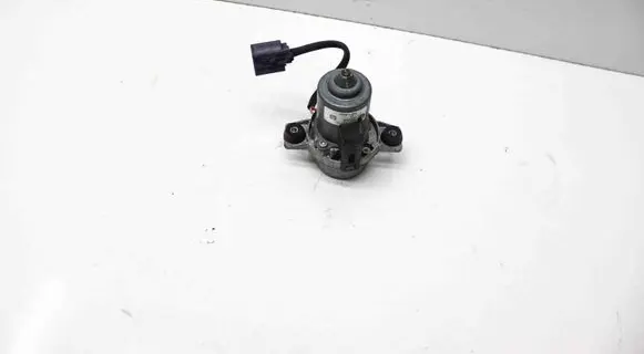 Chrysler 300C Vacuum pump P04581485AD 93411601AC
