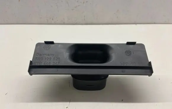 Audi A1 Air intake duct part 6R0129621 ETB446347