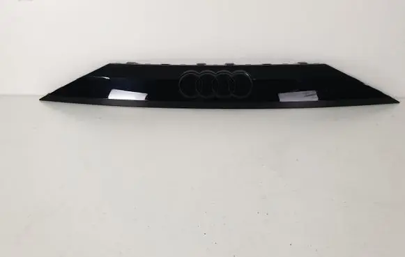Audi Q8 Trunk door license plate light bar 4M8853236