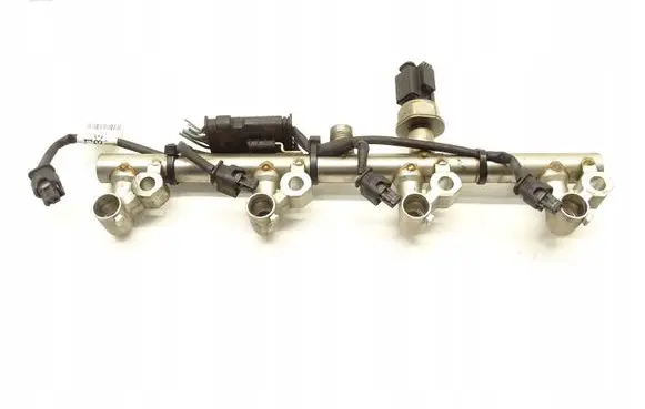 Mercedes-Benz C W204 Fuel main line pipe A2710705495