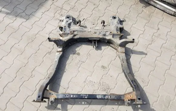 Opel Mokka X Front axle beam 
