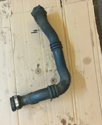 Renault Latitude (L70) Intercooler hose/pipe 8200551943