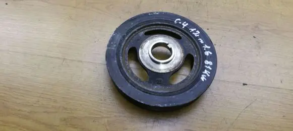 Citroen C4 II Crankshaft pulley 9654961080