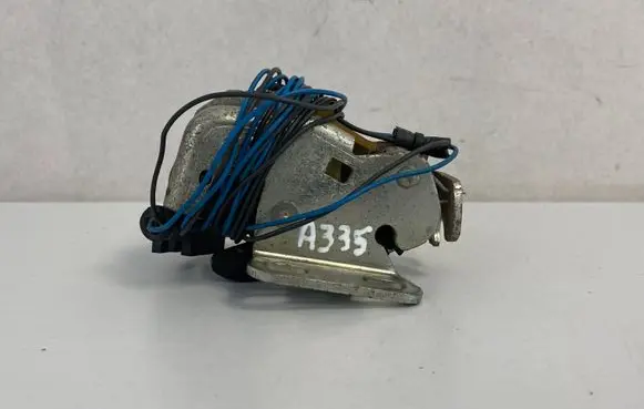Loading door lock