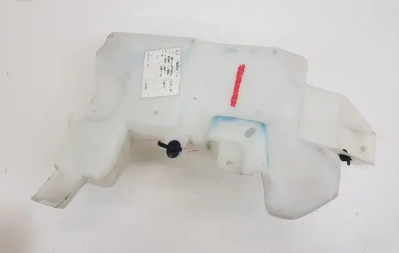 Nissan Qashqai Windshield washer fluid reservoir/tank 289104EA0A