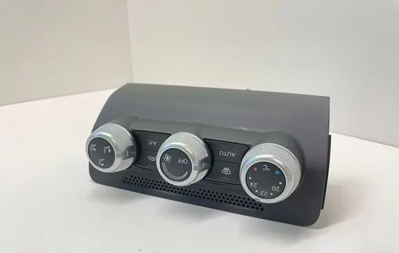 Audi A1 Climate control unit 8XA820043