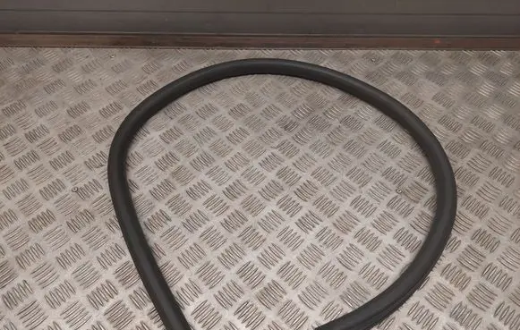 Audi A7 S7 4G Front door rubber seal 4G8831707A