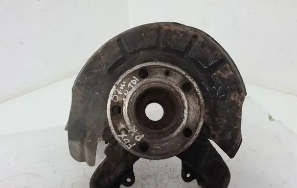 Volkswagen Fox Front wheel hub spindle knuckle
