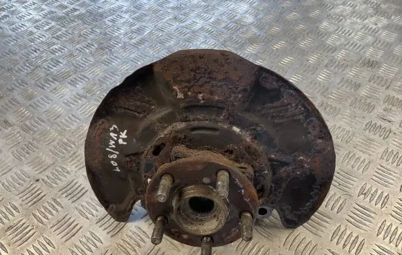 Subaru Legacy Front wheel hub