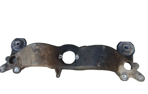 Audi A4 S4 B7 8E 8H Gearbox mounting bracket 8E0399283AL