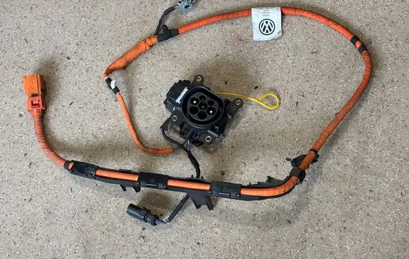 Volkswagen Golf VIII High voltage cable 5H0971509A