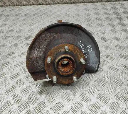 Mitsubishi Lancer Front wheel hub 3870A012