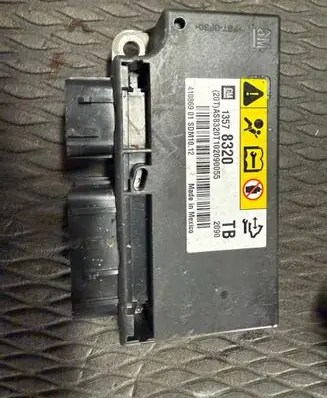 Opel Insignia A Airbag control unit/module 13578320