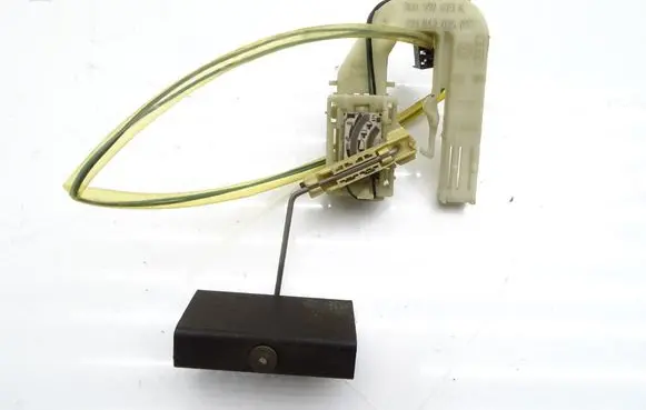 Volkswagen Phaeton Fuel level sensor 3D0919673K