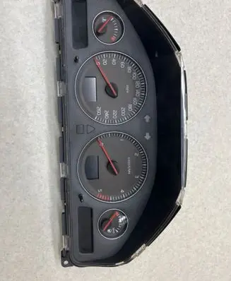 Volvo XC70 Speedometer (instrument cluster) 30746102 8602885 69594700T