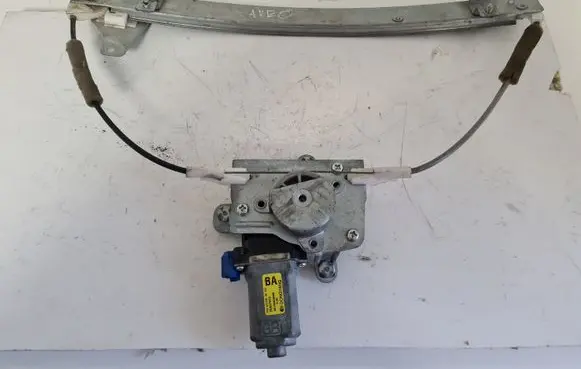 Chevrolet Aveo Front door electric window regulator 25937973
