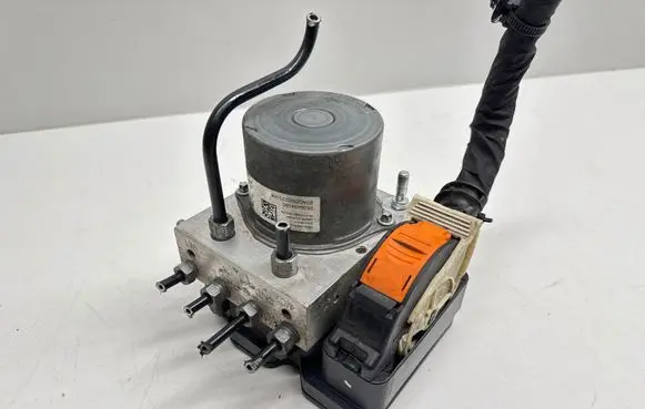 Peugeot 308 ABS Pump 9826694380 87A9DG0235088 9812786180