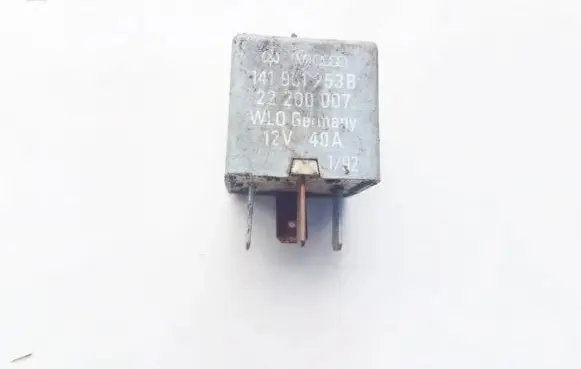 Volkswagen Golf IV Other relay 141951253b 22200007