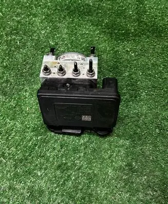 Audi Q3 F3 ABS Pump 5Q0614517DN