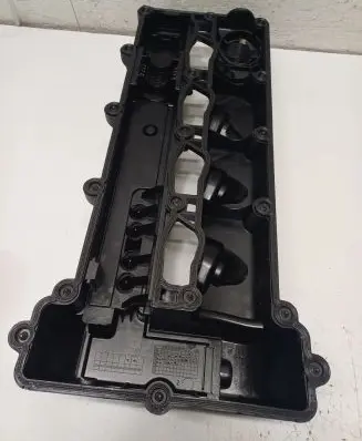 Mercedes-Benz Sprinter W906 Rocker cam cover A6510100230