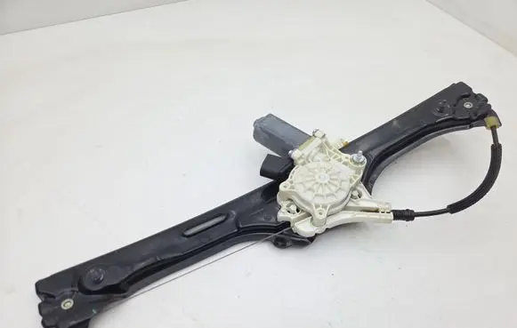 BMW X5 E70 Rear door window regulator with motor 7137030 7166382
