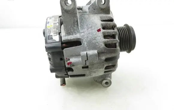 Chevrolet Captiva Generator/alternator 2605325A 13500331