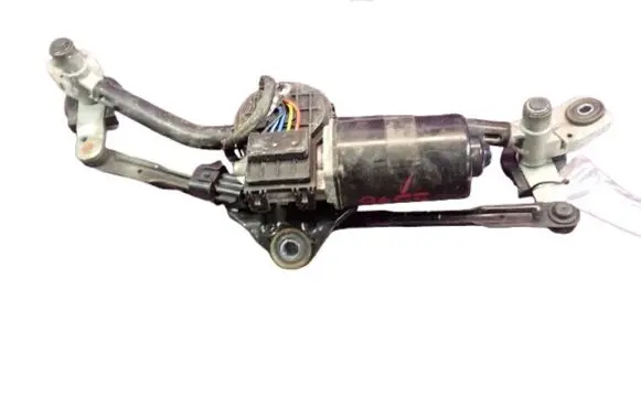 Hyundai i10 Front wiper linkage and motor