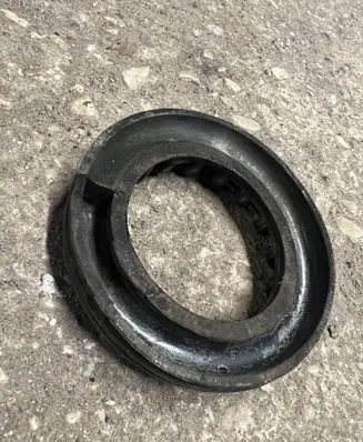 Volvo C30 Rear coil spring rubber mount 