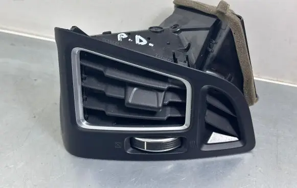 Ford C-MAX II Dashboard side air vent grill/cover trim F1CBR018B08ABW F1CB-R018B08-ABW