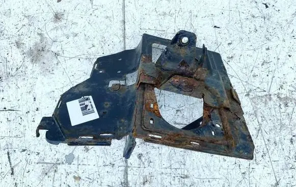 Battery bracket