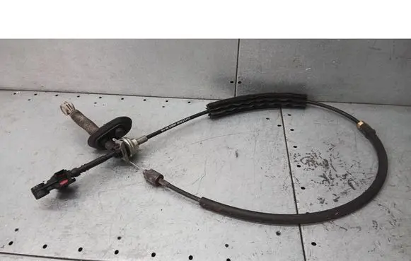 Gear shift cable linkage