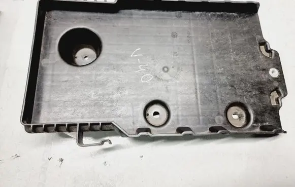 Volvo V40 Battery tray 31301934
