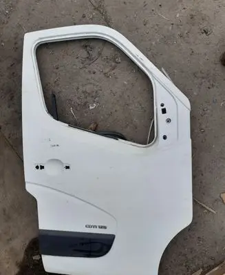 Renault Master III Front door