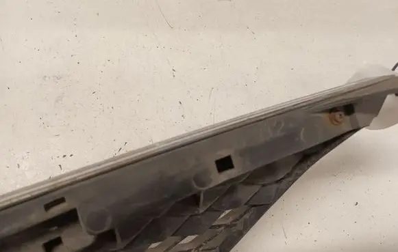 Mazda 6 Front bumper upper radiator grill GJ6A50712