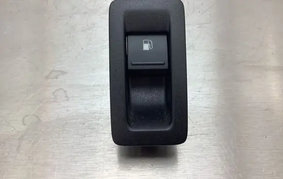 Volkswagen Touran II Fuel tank opening switch 1T0959551A