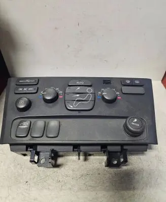 Volvo V70 Climate control unit 9452368 M6E25N00059