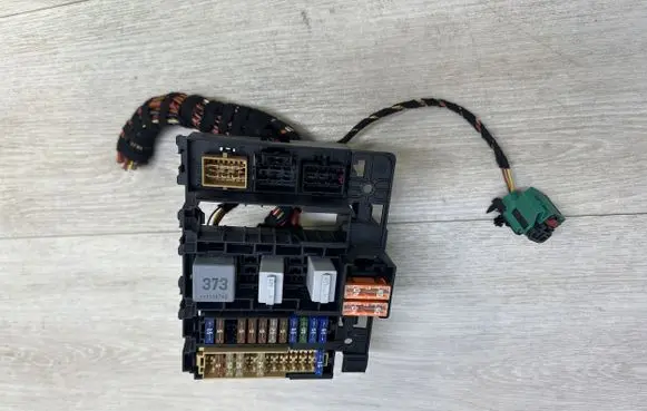 Porsche Panamera (970) Fuse module 97061034900