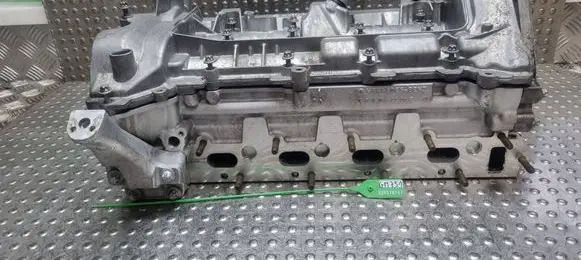Mercedes-Benz B W245 Engine head S26378751 R6400162201