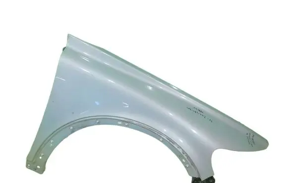 Volvo C30 Fender PRZOD PRAWY