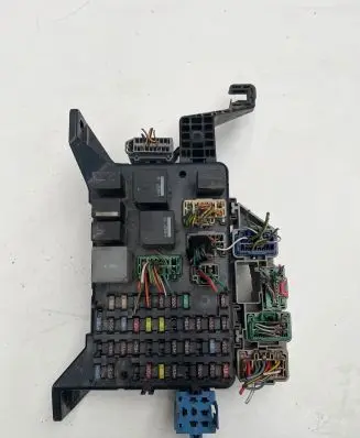 Ford Mondeo MK IV Fuse box set 4S7T14A073AB E220608 2220608
