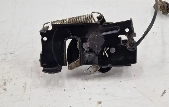Mini One - Cooper F56 F55 Engine bonnet/hood lock/catch