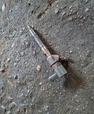 KIA Ceed Fuel injector 0445110256