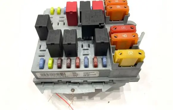 Fuse box set
