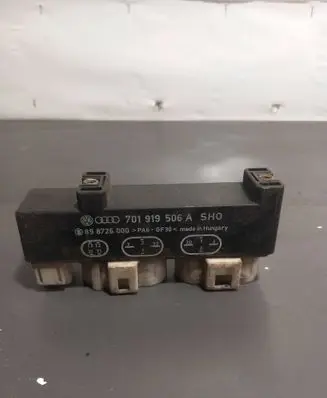 Coolant fan relay
