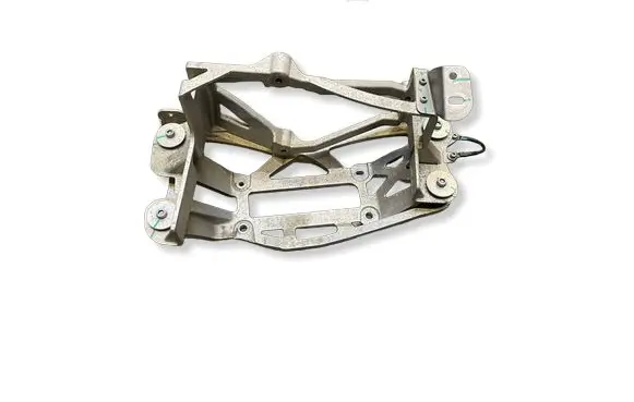 Volvo EX40 A/C compressor mount bracket 32352687