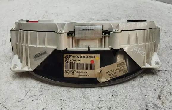 Seat Alhambra (Mk1) Speedometer (instrument cluster) 7M0920821H