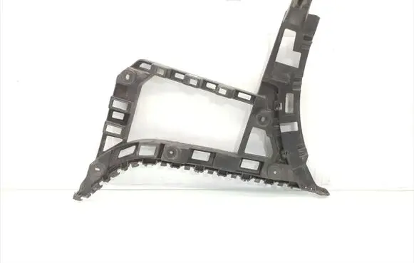 Volkswagen Jetta VI Bumper support mounting bracket corner 5C6807394