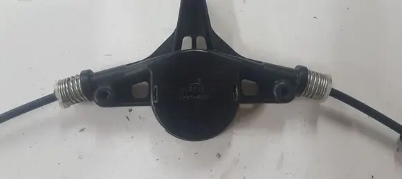 Mazda 6 Rear window lifting mechanism without motor